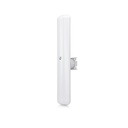 Estación Base 2x2 MIMO airMAX LiteAP AC hasta 450 Mbps, 5 GHz (5150 - 5875 MHz) con antena integrada de 16 dBi y cobertura de 120 grados Marca Ubiquiti. 