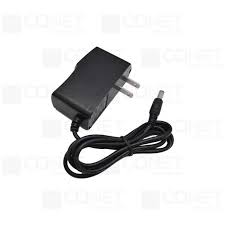 TRANSFORMADOR DE 12V 1 AMPERIO GENERICO CON LED, POSICIÓN VERTICAL