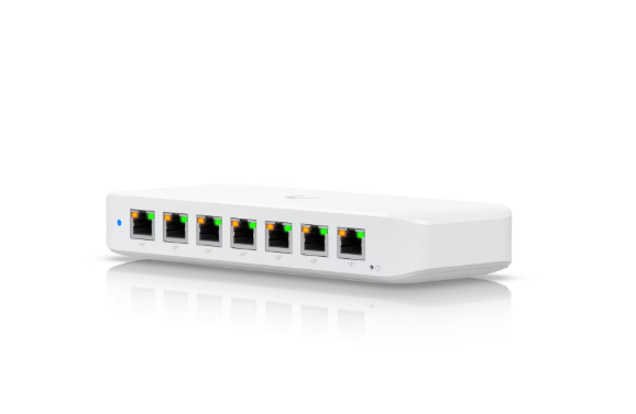 Swuich capa 2 USW-Ultra 8 puertos GbE PoE, gestionado con UniFi Network, marca Ubiquiti 