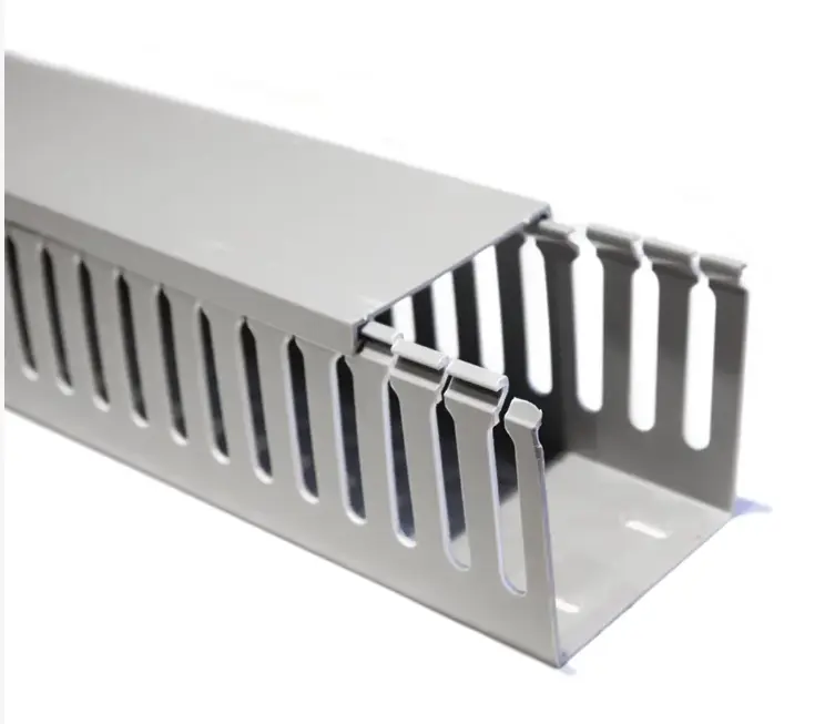 CATCOM - RPD-808008 CANALETA PVC RANURADA 3" X 3" X 2MTS CON SEPARACIÓN DE 8MM, COLOR GRIS, CATCOM