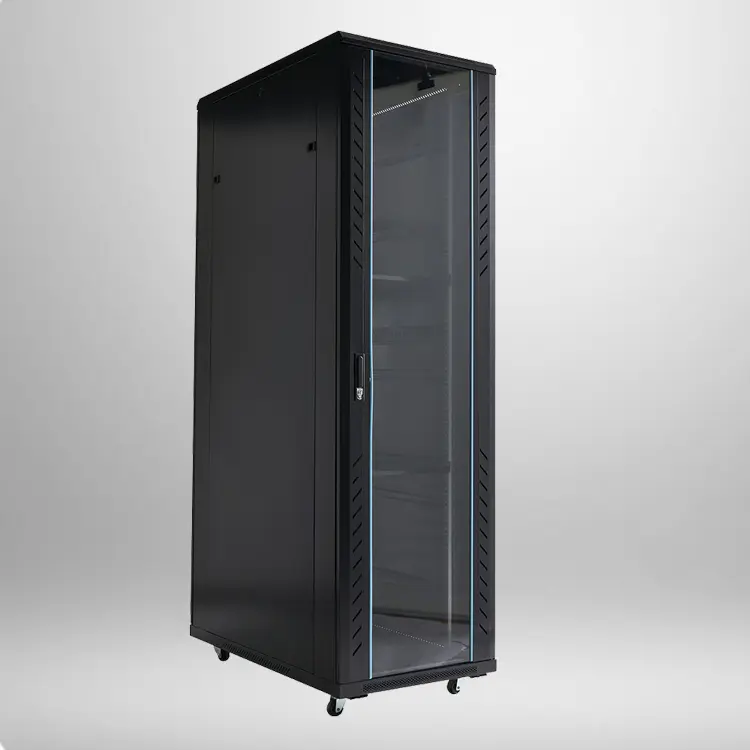 Gabinete de 42U abatible, con ruedas, 3 bandejas y 2 ventiladores, Marca ConnecTech, Medidas 60x200x80CM  