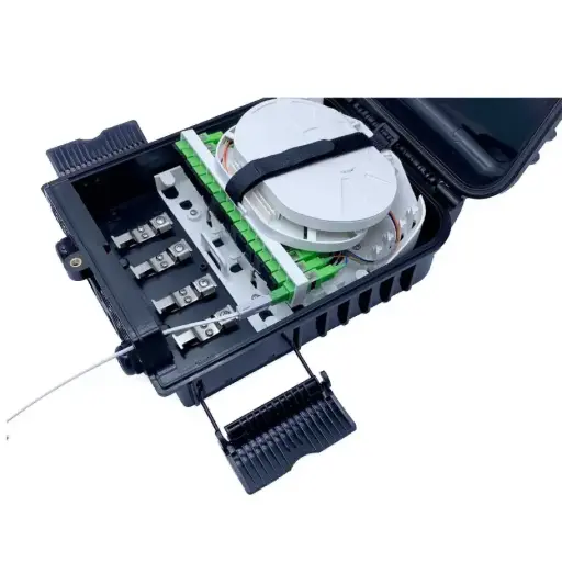 [FO-NAPV-16P-APC] Caja NAP Vertical, Completa de 16 puertos SC/APC