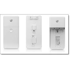 [N-SW] NanoSwitch no administrable de 4 puertos Gigabit para exterior PoE In y PoE Out, marca Ubiquiti
